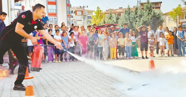 Malatya’da öğrencilere deprem ve yangın eğitimi Gündem Haberleri