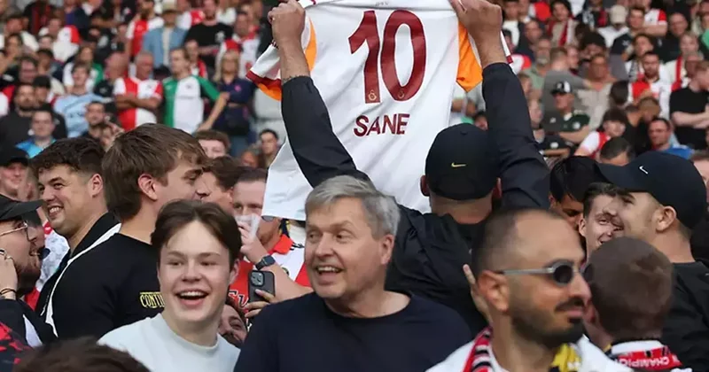 Feyenoord Fenerbahçe maçında Sane sürprizi! Galatasaray ın yeni yıldızını tribünden sergilediler Fanatik Gazetesi Fenerbahçe (FB) Haberleri Spor