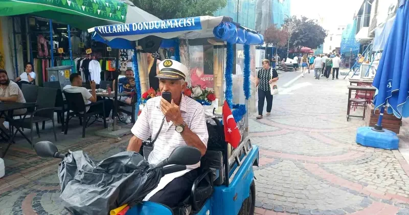 Edirne nin son seyyar dondurmacısı! 70 lik Çetin Dada 50 yıllık lezzeti yaşatıyor