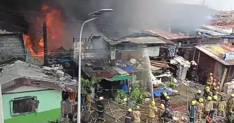 Filipinler de yangın: Üçüncü alarm seviyesine geçildi