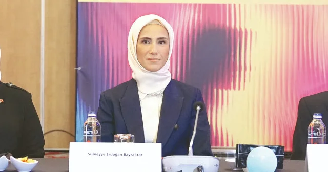 Başörtülü kadınlar önyargı yükünü taşıyor Gündem Haberleri