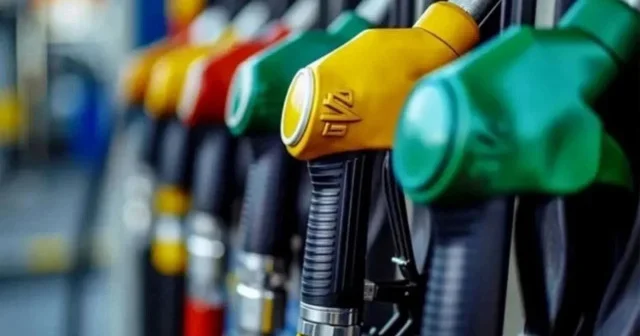 Motorine indirim geliyor: Yarından itibaren geçerli olacak Ekonomi Haberleri