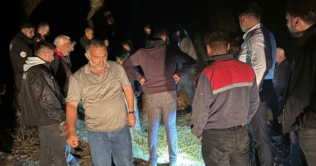 Kars ta yaylada ölen kişinin cenazesi ekiplerin 4 saatlik çalışmasıyla köyüne ulaştırıldı Kars Haberleri