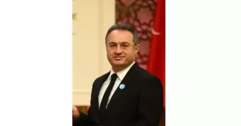 Prof. Dr. Selim Karahasanoğlu, İzmir Demokrasi Üniversitesi Rektörü olarak atandı