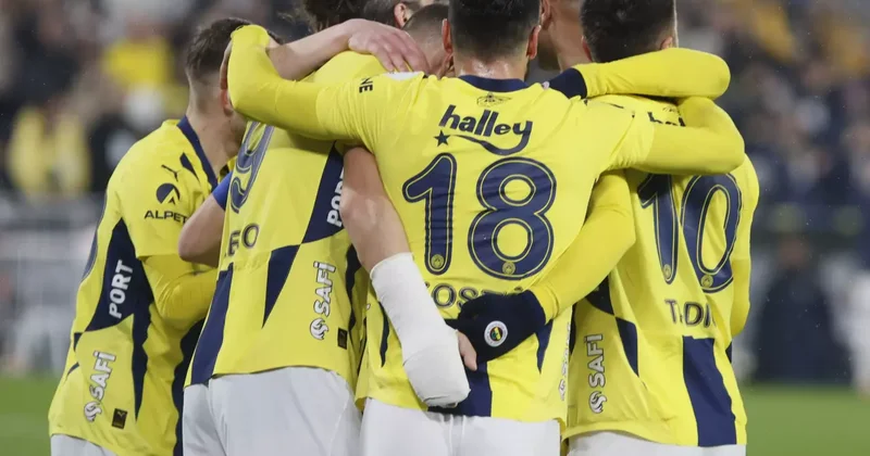 Fenerbahçe eski yıldızını almaya yakın: Dönmeye sıcak bakıyor