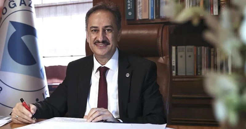 Erdoğan, Naci İnci yi yeniden Boğaziçi Rektörlüğü ne atadı