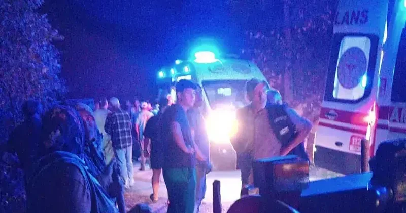 Düzce’de patpat devrildi: 10 yaralı