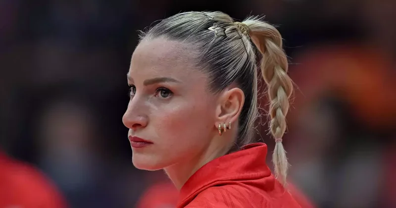 Gizem Örge: Evimize kupayla dönmek istiyoruz Fanatik Spor Haberleri Video