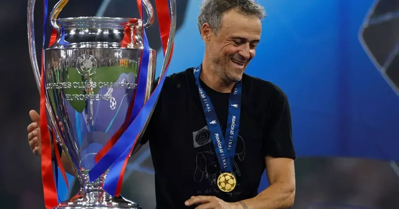 Luis Enrique Bisiklet Kazası Geçirdi