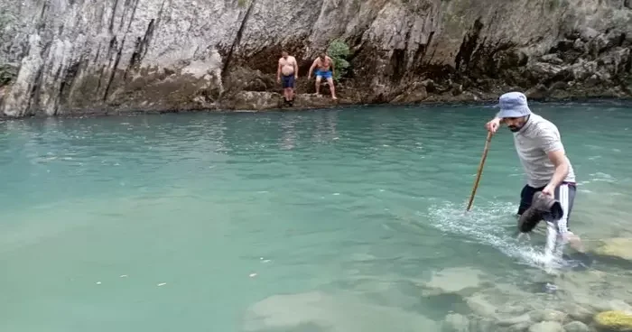 Avaşin Deresi nde kaybolan çocuğu arama çalışmaları devam ediyor