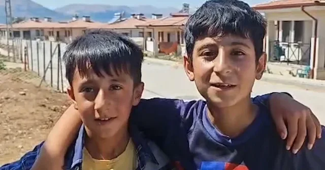 Malatya’da depremzede çocuklar yeni evlerine kavuşmanın mutluluğunu yaşıyor VİDEO İZLE