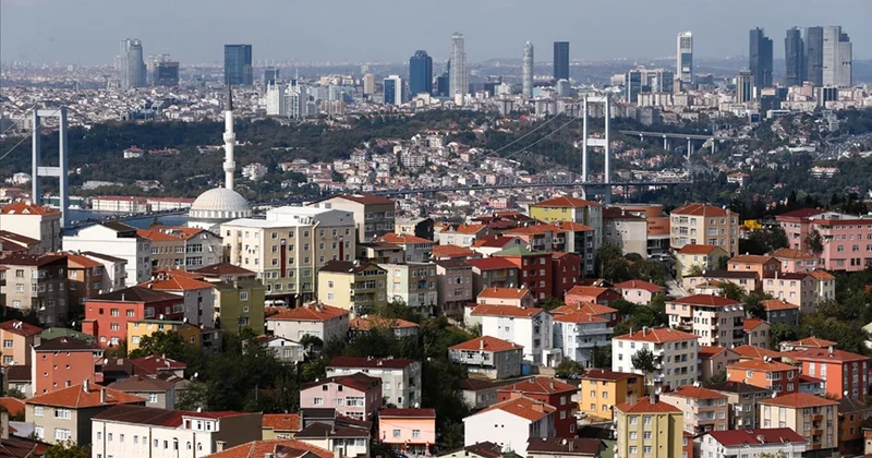 İmamoğlu duyurdu: İstanbullulara müjde, çatı katlarının artık bağımsız birim olacak