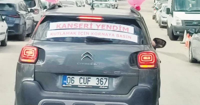Kanseri yendi şehir turuyla kutlama yaptı