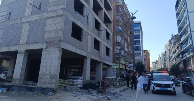 Elazığ da feci olay: Yürürken başına briket düştü Sözcü Gazetesi