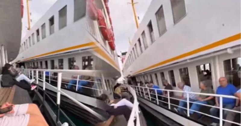 İstanbul Boğazı nda korku dolu anlar! Vapurlar neredeyse iç içe girdi Sözcü Gazetesi