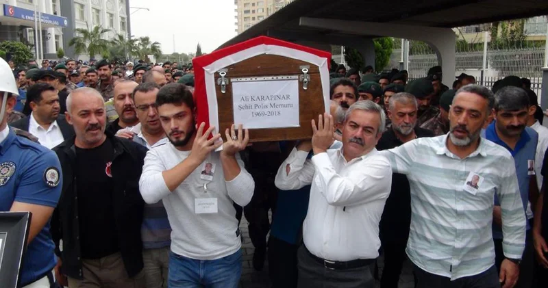 Özel Harekat polisi silah kazası sonucu şehit oldu