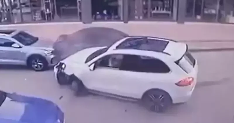 Tokat’ta cip ile otomobilin çarpışması kamerada