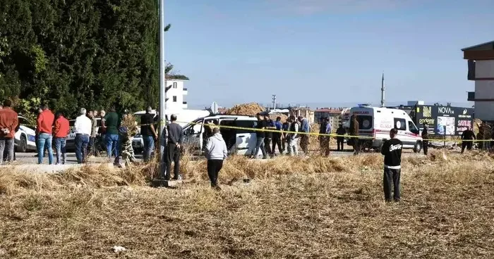 Denizli de kanlı hesaplaşma: Seyir halindeki otomobile kurşun yağdırdı! Can kaybı ve yaralı var