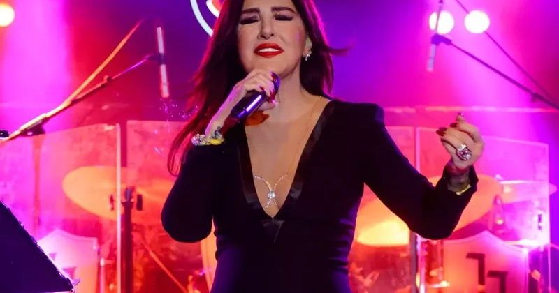 Nükhet Duru dan korkutan haber! Hastaneye kaldırıldı