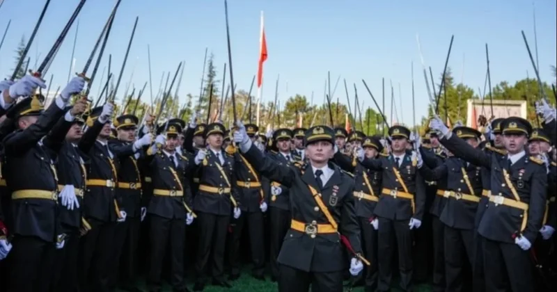 ‘Atatürk’ün askeriyim’ diyen atıldı! Nankörlük ödüllendirildi Sözcü Gazetesi