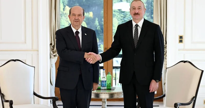 Azerbaycan Cumhurbaşkanı Aliyev, KKTC Cumhurbaşkanı Tatar ile Gebele de görüştü