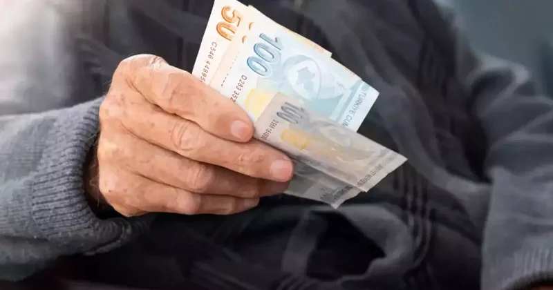 En düşük emekli maaşı ne kadar olur? Masada 4 farklı rakam var