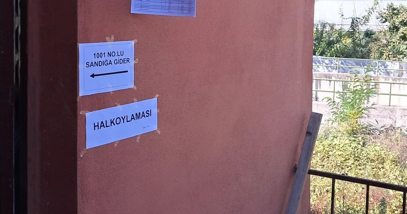 YSK Artvin de referandum düzenledi! Köylüler de kararını pekmezle verdi