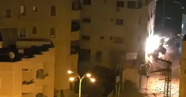 İsrail askerleri Batı Şeria da Filistinli ailenin yaşadığı evi havaya uçurdu VİDEO İZLE