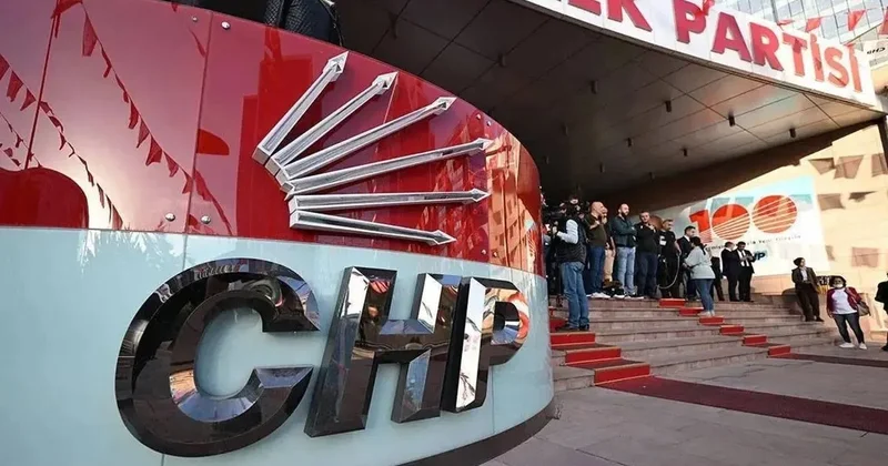 CHP’de büyük tasfiye