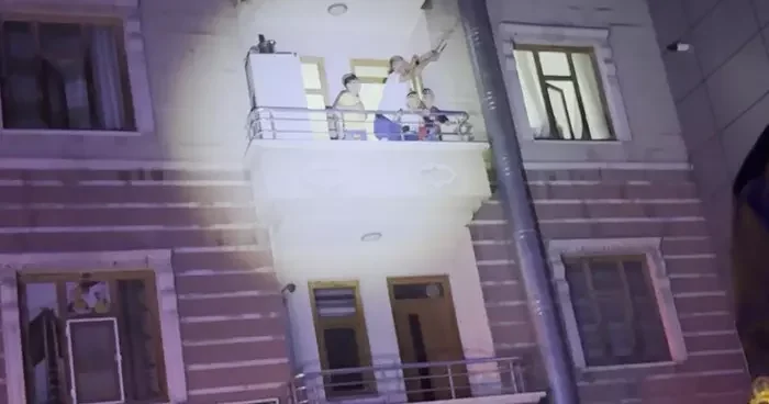 Yer: Aksaray! Çocukları rehin aldı, feryatları yürekleri dağladı: Anne ne olur gel