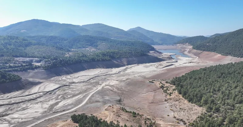 Bursa daki barajlarda doluluk oranı yüzde 1 in altına düştü.