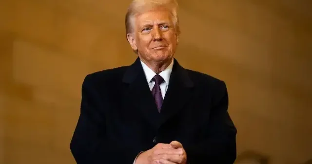 Trump TikTok un ABD’li yatırımcılara devrini öngören kararnameyi imzalayarak platformu kurtardığını söyledi: Genç kullanıcılar bana borçlu Dünya Haberleri