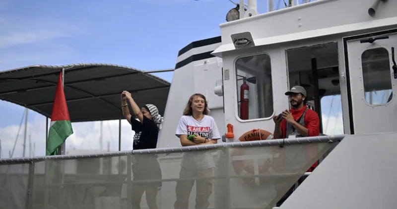 Thunberg ve bazı aktivistler Atina da Dış Haberler