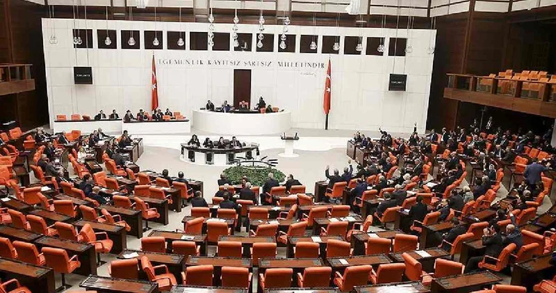 Meclis te 1500 e çıkarıldı: Vatandaşa sıra 7 ay sonra gelecek!