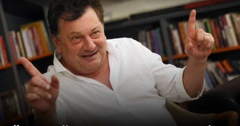 Oğlunu özel okula kaydettiren Vedat Milor fiyatlara isyan etti: İngilizce dersine Shakespeare istedi