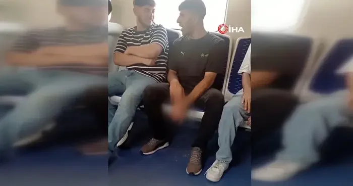 Kimseye aldırış etmedi... İZBAN da pes dedirten anlar saniye saniye kamerada!