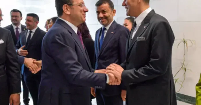 Ekrem İmamoğlu ndan Ferdi Zeyrek mesajı: Hızla iyileşip hizmetlerine devam edecektir