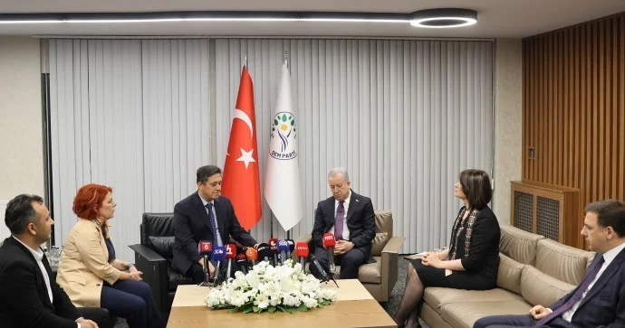 DEM Parti ve MHP bayramlaşması: Süreci sonuna kadar destekleyeceğiz Agos