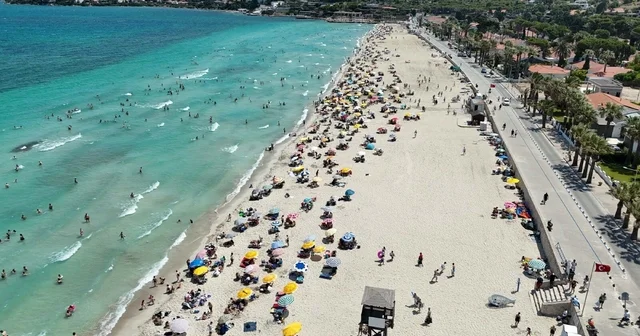 Çeşme de sahiller bayramın ikinci gününde doldu İzmir Haberleri