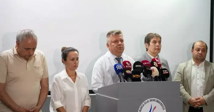 Elektrik akımına kapılarak hastaneye kaldırılan Manisa Büyükşehir Belediye Başkanı Ferdi Zeyrek le ilgili son durum açıklaması: Durumu kritik...