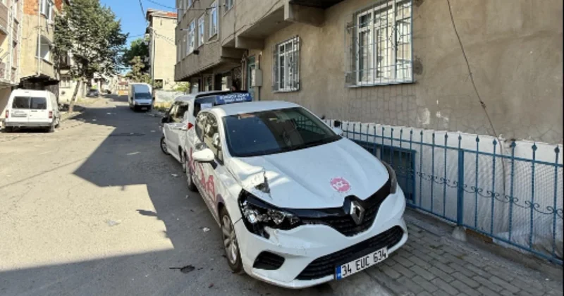 Geri manevra yaparken otomobile çarpıp kaçtı Sözcü Gazetesi