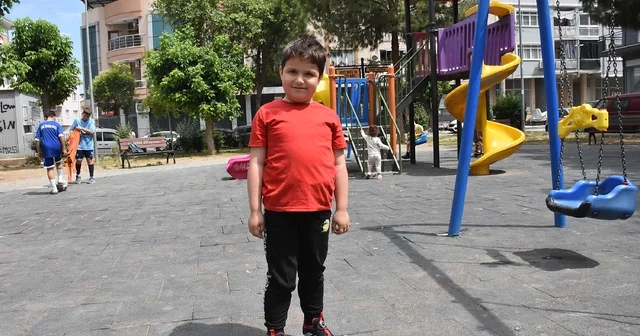 DMD li Berk in hastalığı hızlı, kampanyası yavaş ilerliyor İzmir Haberleri