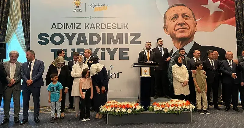 AK Parti de partililer bayramlaştı