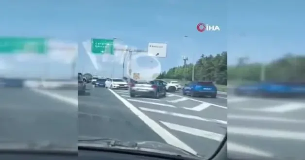 TEM de trafikten kaçmak için ters yöne giren araçlar kamerada