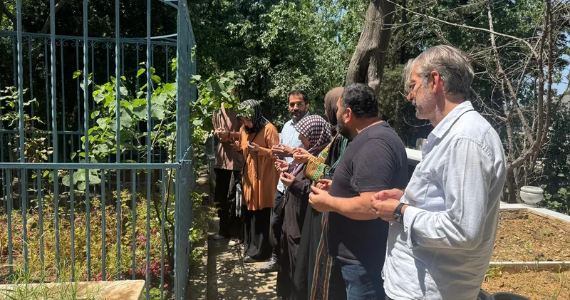 Cahit Zarifoğlu, vefatının 38. yılında kabri başında anıldı