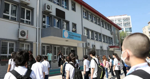 Bayramdan sonra okullar açılacak mı, var mı? Kurban Bayramı ndan sonra okullar ne zaman açılıyor? Son Dakika Haberleri