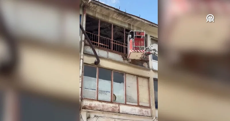 Depodan gelen sesler ekipleri harekete geçirdi! 15 gün mahsur kaldılar