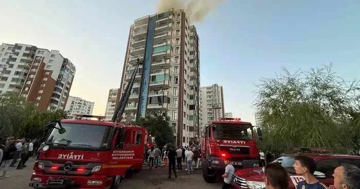Diyarbakır’da 4 kişinin öldüğü yangına ilişkin gözaltı sayısı 5’e yükseldi