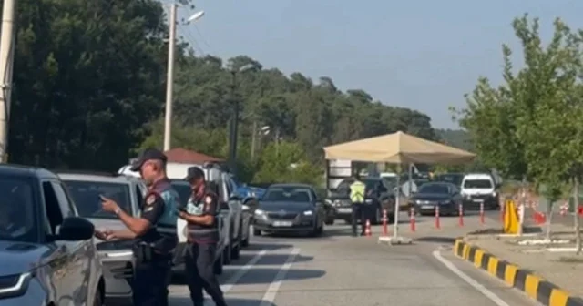 Marmaris ve Datça ya 25 bin araç giriş yaptı VİDEO İZLE