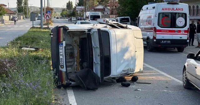 Kayseri de otomobil takla attı: Üç yaralı Kayseri Haberleri